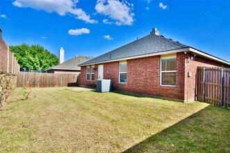 703 Moss Glen Trail in Arlington, TX - Building Photo - Building Photo