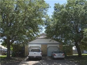 property at 2015 Redwing Way