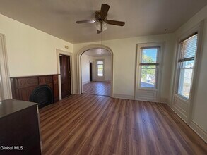 24 George St in Cohoes, NY - Building Photo - Building Photo