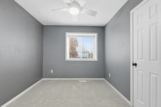 11516 N Windsor Ave in Kansas City, MO - Building Photo - Building Photo