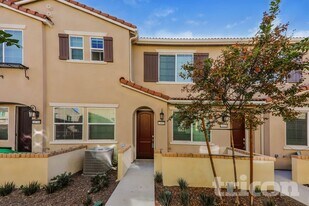 24692 Saber Ct in Wildomar, CA - Building Photo