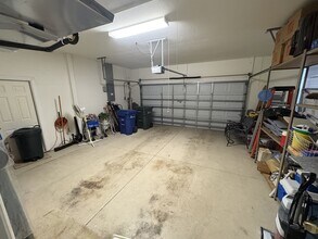 322 Greenwood Lake Dr in Venice, FL - Building Photo - Building Photo