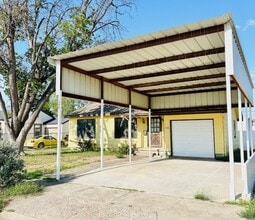 308 A St in Kermit, TX - Building Photo - Building Photo