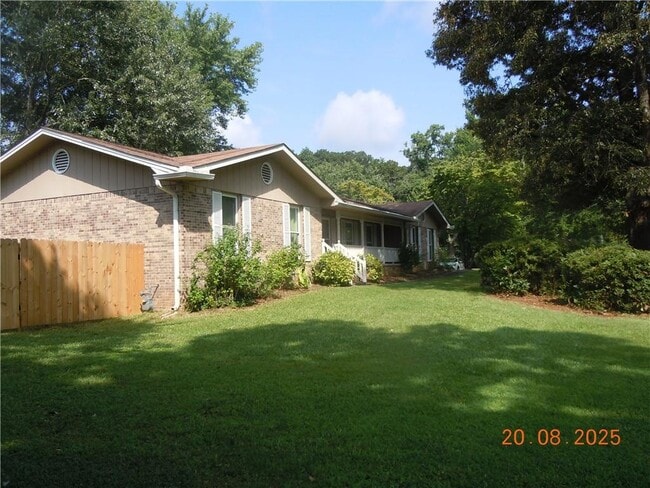 5762 Fairfield Pl in Stone Mountain, GA - Building Photo - Building Photo