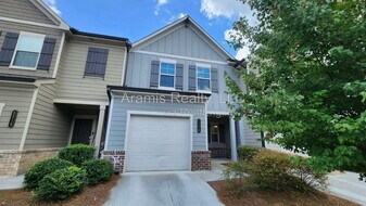 5228 Pinnacle Walk in Norcross, GA - Building Photo