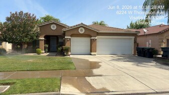 6224 W Thompson Ave in Visalia, CA - Building Photo