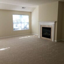 2211 Venice Ct in Virginia Beach, VA - Building Photo - Building Photo