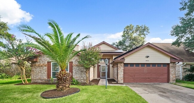 property at 19918 Hoppers Creek Dr