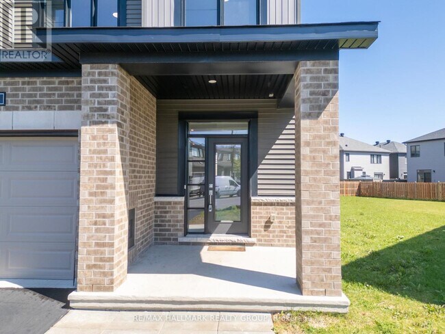 315 Blossom Pass Ter in Ottawa, ON - Building Photo - Building Photo