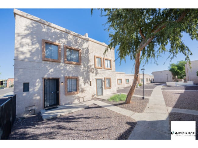property at 4513 N 26th Dr