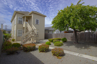 630 Grand Ave in South San Francisco, CA - Building Photo - Building Photo