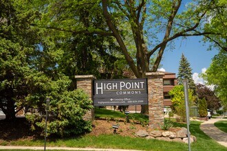 High Point Commons Apartments in Madison, WI - Building Photo - Building Photo