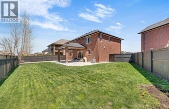 1099 Vincent Cres in Lakeshore, ON - Building Photo - Building Photo