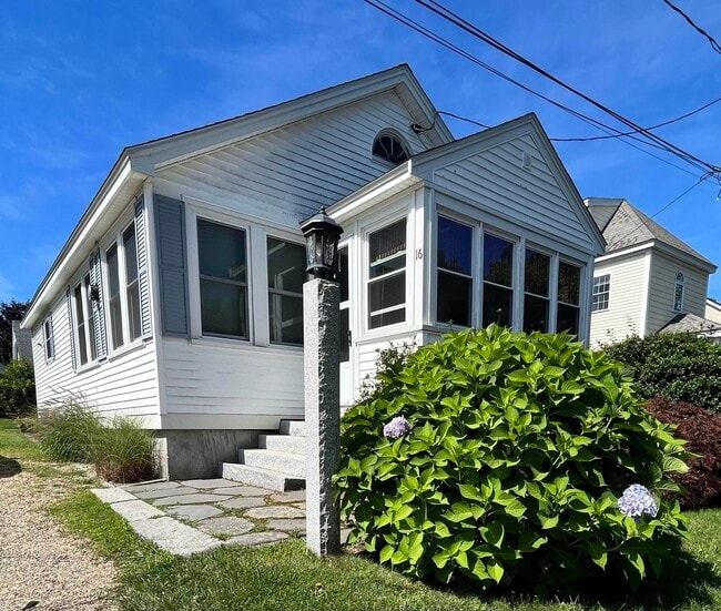 property at 16 Browns Ct