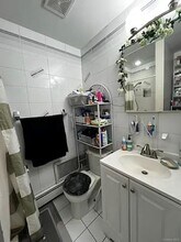 48-03 206th St in Queens, NY - Building Photo - Building Photo