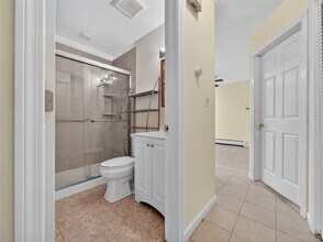 37 Carnation Dr in Nanuet, NY - Building Photo - Building Photo