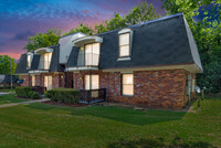 Cambridge Place in Montgomery, AL - Foto de edificio - Building Photo