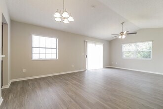 3982 Ridgewood Dr in Titusville, FL - Building Photo - Building Photo