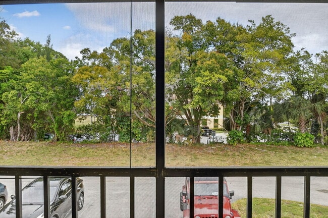 4191 S 57th Ave in Greenacres, FL - Foto de edificio - Building Photo