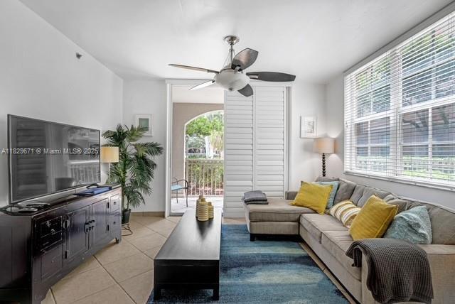 19877 E Country Club Dr, Unit 3107 in Miami, FL - Foto de edificio - Building Photo