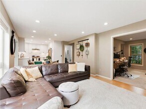 16345 Victoria Curve SE in Prior Lake, MN - Building Photo - Building Photo