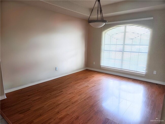 2705 Amherst Ave in McAllen, TX - Building Photo - Building Photo