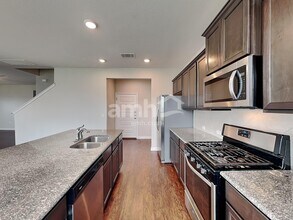 5712 Kara Dr in Austin, TX - Building Photo - Building Photo