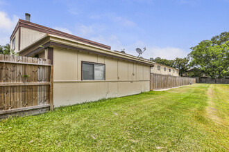 708 Staitti St in Humble, TX - Building Photo - Building Photo