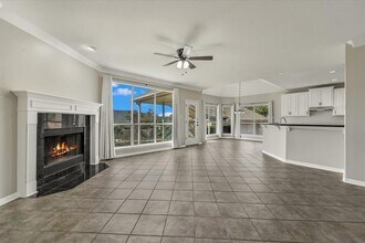 10802 Hastings Ln in Austin, TX - Building Photo - Building Photo