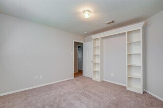 25915 Drybrook Rd in Spring, TX - Building Photo - Building Photo