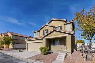 978 Medina De Leon Ave in Henderson, NV - Building Photo - Building Photo