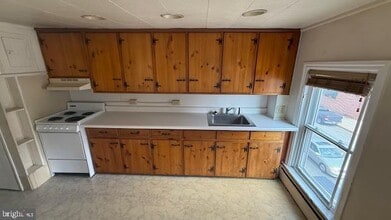 130 W Main St in Mechanicsburg, PA - Building Photo - Building Photo
