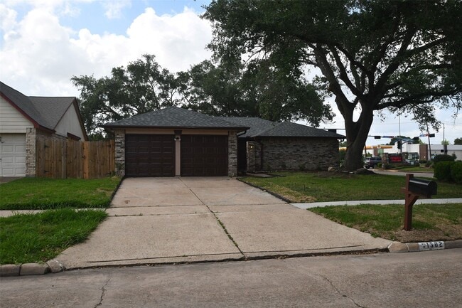 property at 1302 Gentle Bend Dr