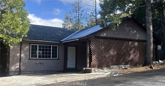 property at 725 Tyrol Dr