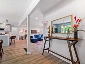 8040 Strongsville Blvd in Strongsville, OH - Building Photo - Building Photo