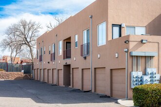 Mulberry Gardens in Albuquerque, NM - Building Photo - Building Photo