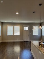 905 W 15th 1/2 St in Houston, TX - Building Photo