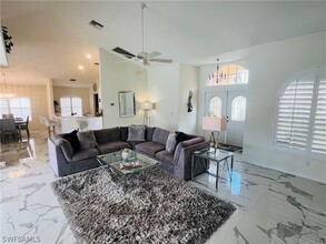 1031 Tivoli Ln in Naples, FL - Building Photo - Building Photo