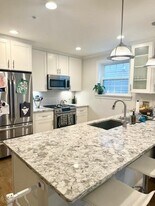 49 Leyden St, Unit #2 in Boston, MA - Building Photo