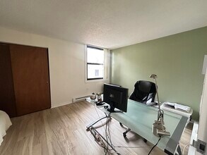 14 Trowbridge St, Unit 1C in Cambridge, MA - Foto de edificio - Building Photo