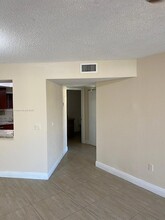 8205 Lake Dr, Unit 404 in Doral, FL - Building Photo - Building Photo