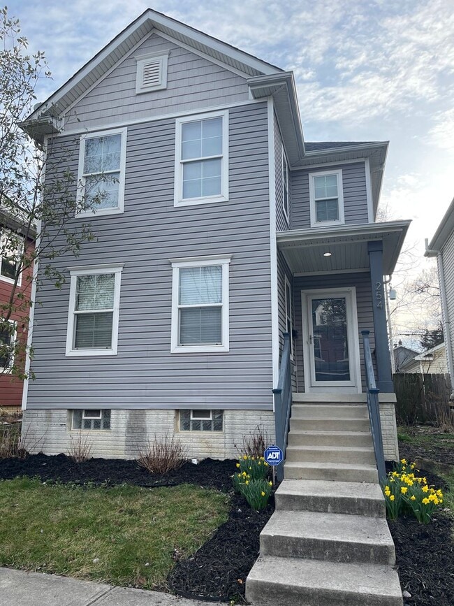 property at 254 N 21st St