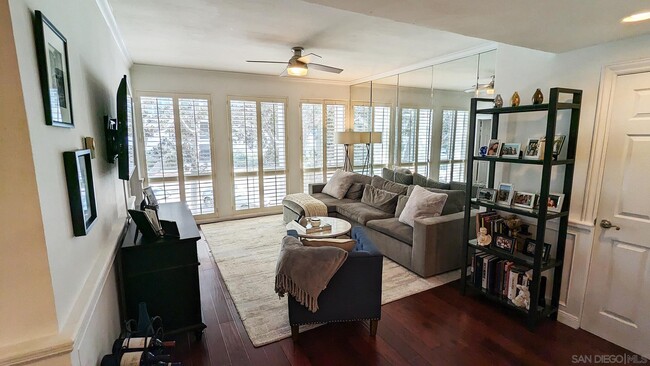 2410 Albatross St in San Diego, CA - Building Photo - Building Photo