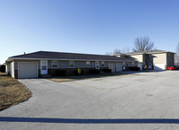 Meadowview Manor in Nixa, MO - Foto de edificio - Building Photo