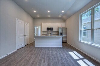 11779 White Cedar St in Willis, TX - Building Photo - Building Photo