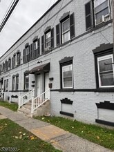 1301 S 2nd St in Plainfield, NJ - Foto de edificio - Building Photo