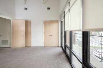 21 and View in Salt Lake City, UT - Foto de edificio - Building Photo