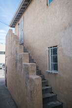 121 Terrace St SE in Albuquerque, NM - Building Photo - Interior Photo