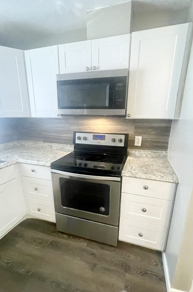 property at 3001 Jefferson Ave