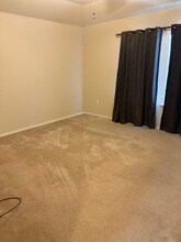 812 Hatton Ln in Austin, TX - Building Photo - Building Photo